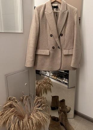 Фантастический шерстяной пиджак из плотной ткани от бренда zara1 фото