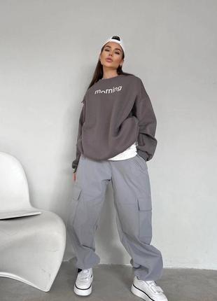 Женский трендовый стильный свитшот оверсайз на флисе oversized молодежный с принтом накатом2 фото