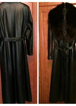 Шикарное кожаное пальто.sale!