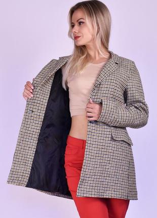 Женский базовый пиджак, свободного прямого кроя, в клетку2 фото