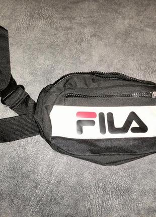 Продам сумку бананку fila