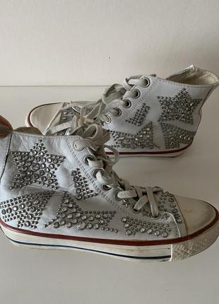 Кроссовки agl 38,5 39 оригинал кожа