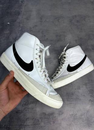 Кроссовки nike blazer