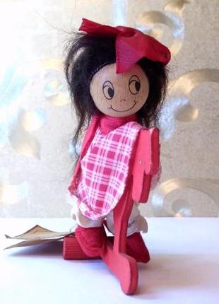 Кукла 13 см верхом на деревянной лошадке, винтажная лялька с этикеткой, деревянная кукла на коне9 фото