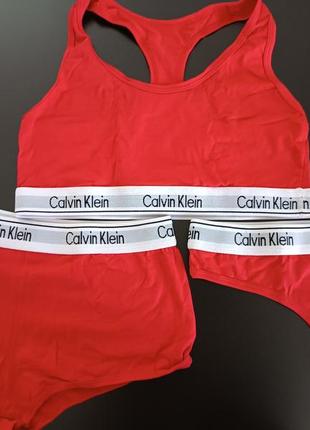 Жіночий червоний комплект спідньої білизни calvin klein трійка топ + стринги + шорти