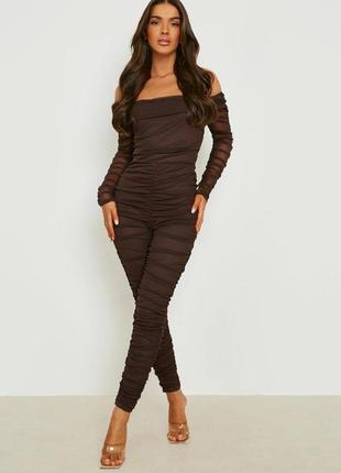 Облягаючий комбінезон bardot із рюшами