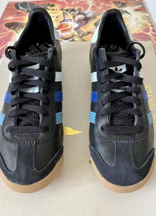 Adidas кроссовки кожаные оригинал p38