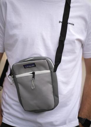 Барсетка patagonia сіра сумка через плече чоловіча / жіноча3 фото