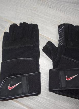Перчатки для спортзала nike1 фото