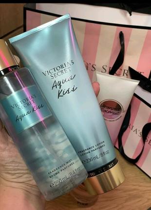 Victoria's secret aqua kiss