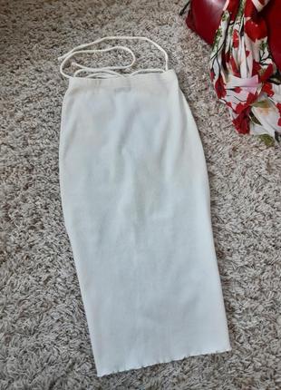 Мега крутая белая юбка карандаш в рубчик миди с поясом переплетами, bershka,  p. s-m3 фото