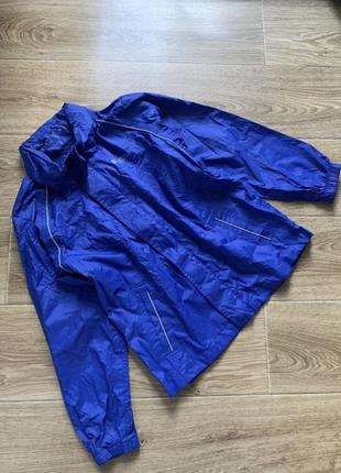 Дощовик mountain warehouse