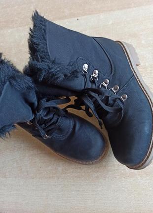 Стильные зимние ботинки 38(стелька 24 см)4 фото