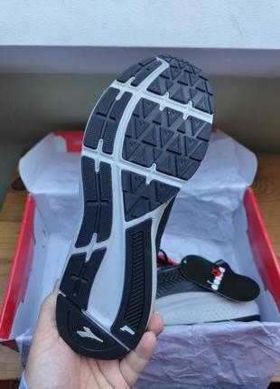 Легкие кроссовки 3