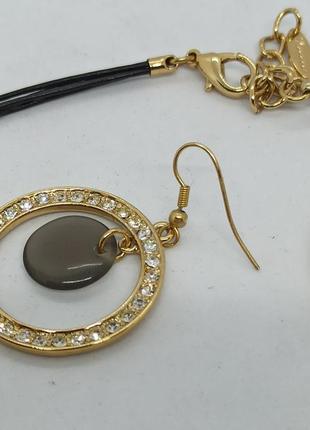 Набор комплект женской бижутерии ожерелье и сережки из золотистого металла с камнями9 фото