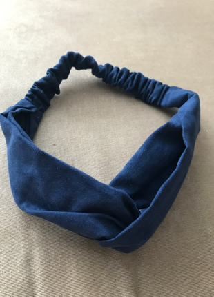 Замшевая новая повязка на голову, на резинке обруч синий