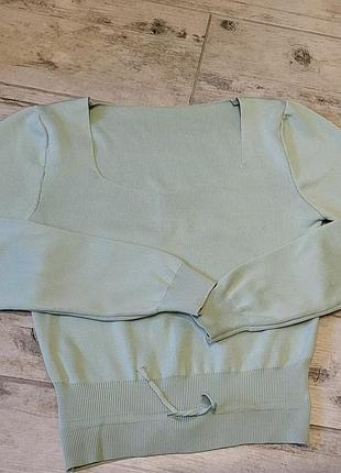 Нежная кроп кофточка