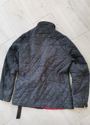 Стьобана демісезонна куртка від barbour  на червоній підкладці7 фото