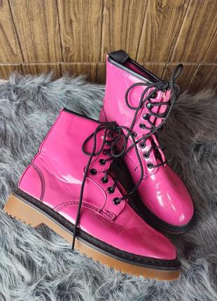 Рожеві лакові ботіночки