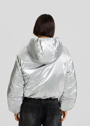 Металлическая куртка пуфер с капюшоном bershka 6561/085/8082 фото