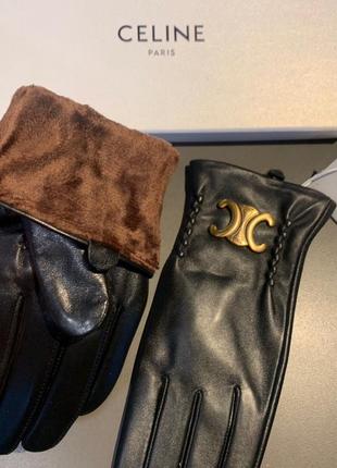 Кожаные перчатки 10