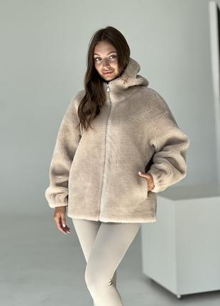 Натуральна овчина супер шубка з капюшоном