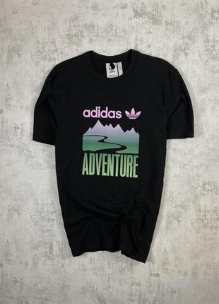 Adidas adventure mountain logo: стиль и комфорт в один клик