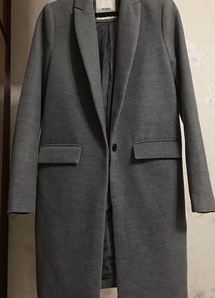 Пальто жіноче pull and bear