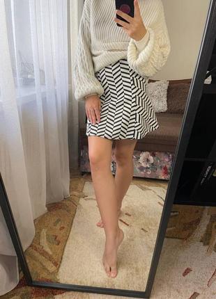 Юбка трапеция мини в полоску zara черная белая s xs