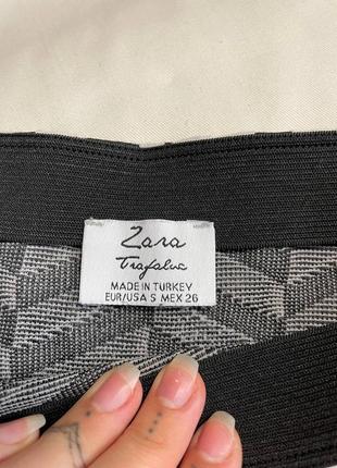 Юбка трапеция мини в полоску zara черная белая s xs6 фото