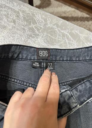 Женские джинсы мом от bdg, английский дорогой бренд.4 фото
