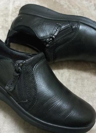 Туфли  кожа жен 37р.clarks индии