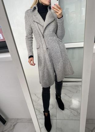 Легкое серое вязаное пальто косуха букле с шерстью2 фото