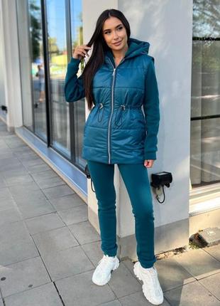 Теплый костюм тройка жилетка безрукавка с капюшоном худи на молнии толстовка кенгуру брюки штаны джоггеры на резинке графит бордо морская волна синий