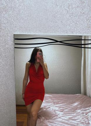 Платье драпировка красная3 фото