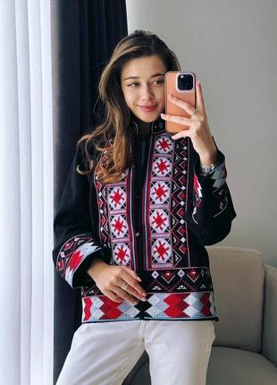 Колоритный жакет вышиванка в этническом стиле, накидка пиджак с вышивкой в украинском стиле