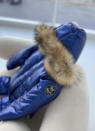 Костюм зимняя куртка и брюки полукомбинезона до -30 цвет электрик ткань водоотталкивающий мех енота8 фото