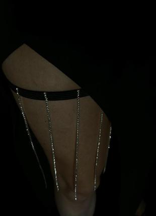 Цепочка на бедро стразы, гартер на ногу, украшение на ножку, блестящие стразы на ногу