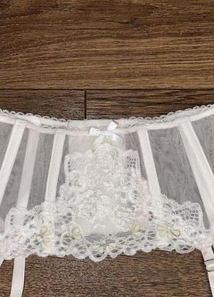 Стильный ажурный пояс для чулок с декором камней victorias secretxs/s