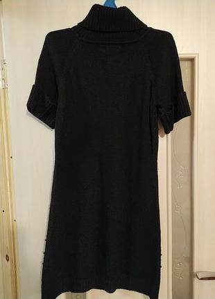 Вязаное платье туника с жемчугом3 фото