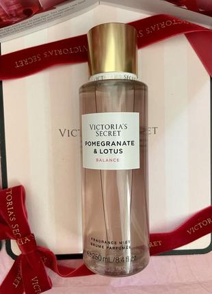 Victoria's secret pomegranate & lotus fragrance mist3 фото