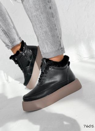 Кроссовки,ботинки зимние на эко меху,натуральная кожа,черные 36,37,38,39,40,41