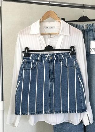 Стильная джинсовая мини юбка в полоску из премиальной коллекции stradivarius 🎼