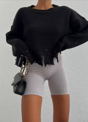 Черный рванный свитер топ2 фото