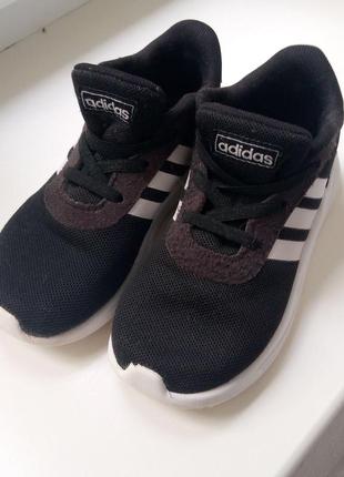 Кросівки adidas1 фото