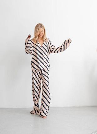 Стильный женский костюм для дома ткань шелк армани легкая модная качественная пижама в толстую полоску8 фото