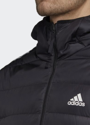 Чоловіча пухова куртка adidas essentials gh46046 фото