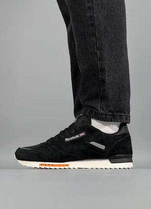 Стильные ядовые кроссовки reebok classic m