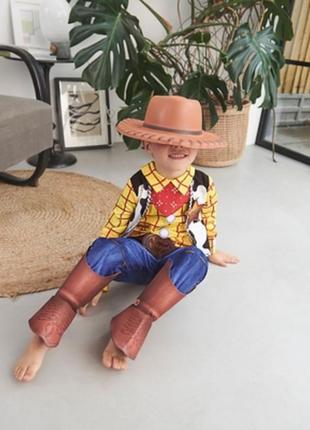 Костюм і капелюх george 3-4 5-6 роки. шериф вуди ковбой toy story історія іграшок  карнавальний маскарадний новорічний класний крутий disney7 фото