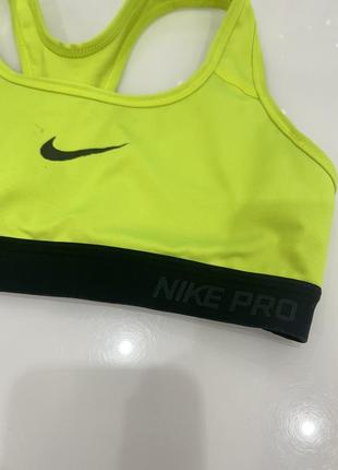 Спортивный топ nike3 фото